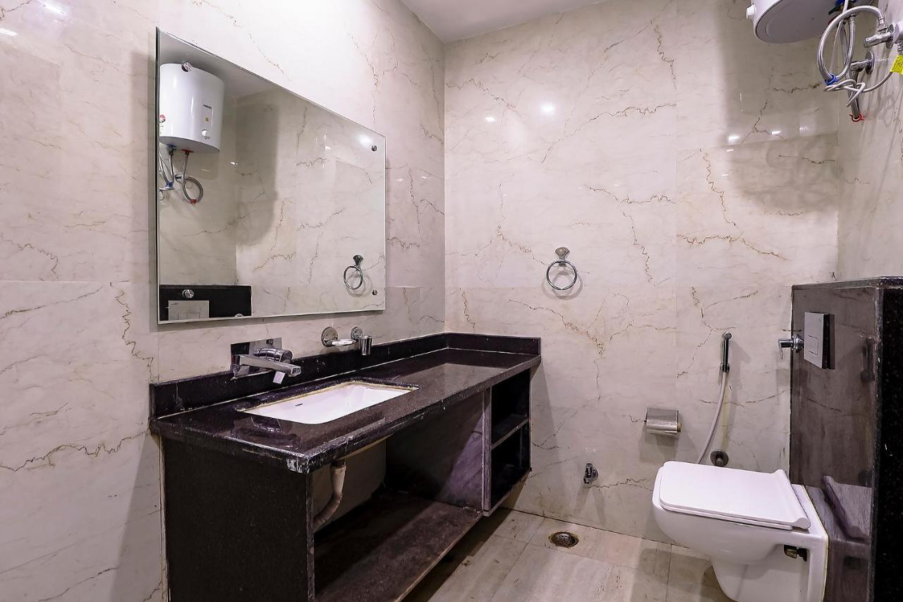 Fabhotel Swess Grand Agra  Exterior photo